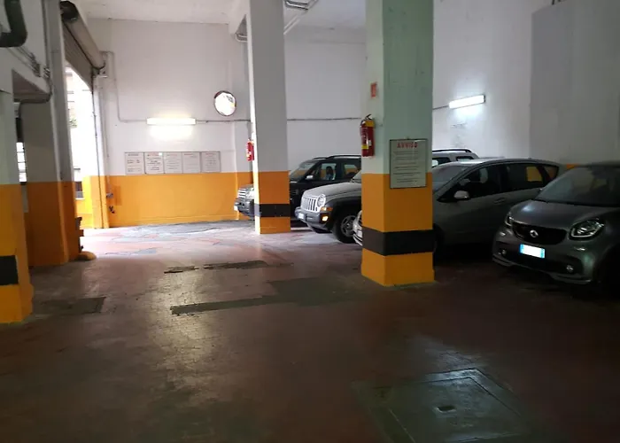 Qflat Aura Paradise Vatican With Parking Garage Apartment Rom